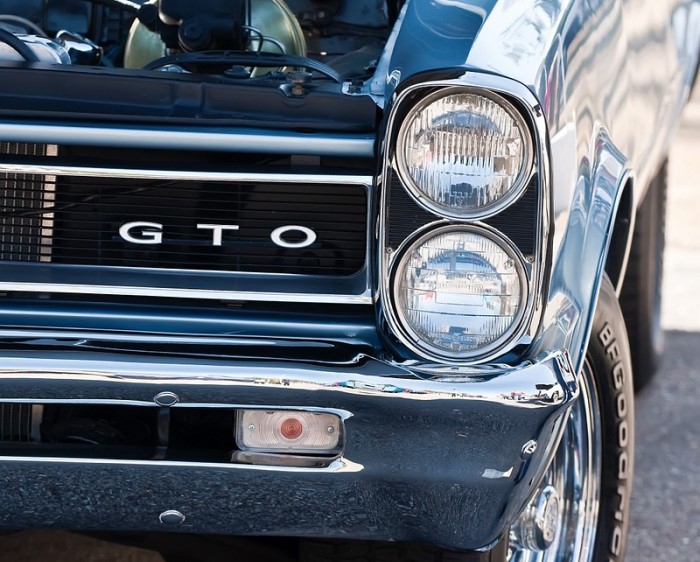 1965 Pontiac GTO Lights