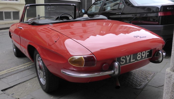 Alfa Romeo Spider 1600 Duetto