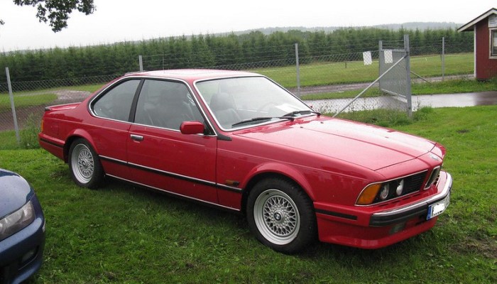BMW M635CSi M6 E24