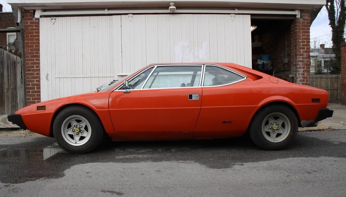 Ferrari Dino 308 GT4