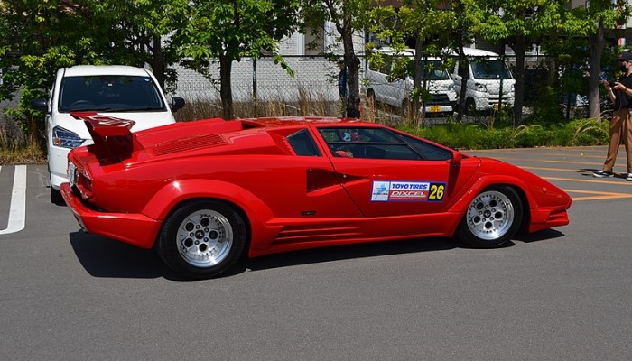 Lamborghini Countach 25th Anniversary