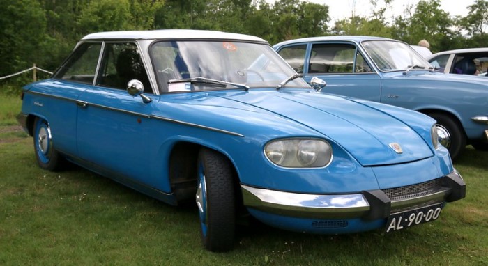 Panhard 24