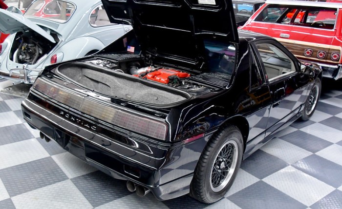 Pontiac Fiero GT Engine
