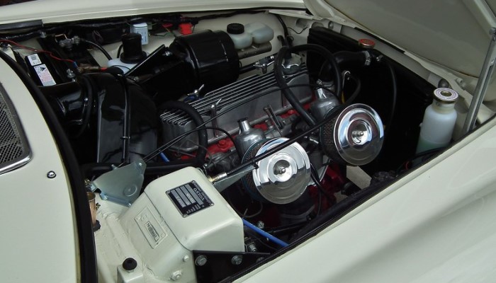 Volvo P1800 Engine 2L