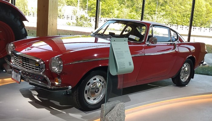 Volvo P1800 Irv Gordon 